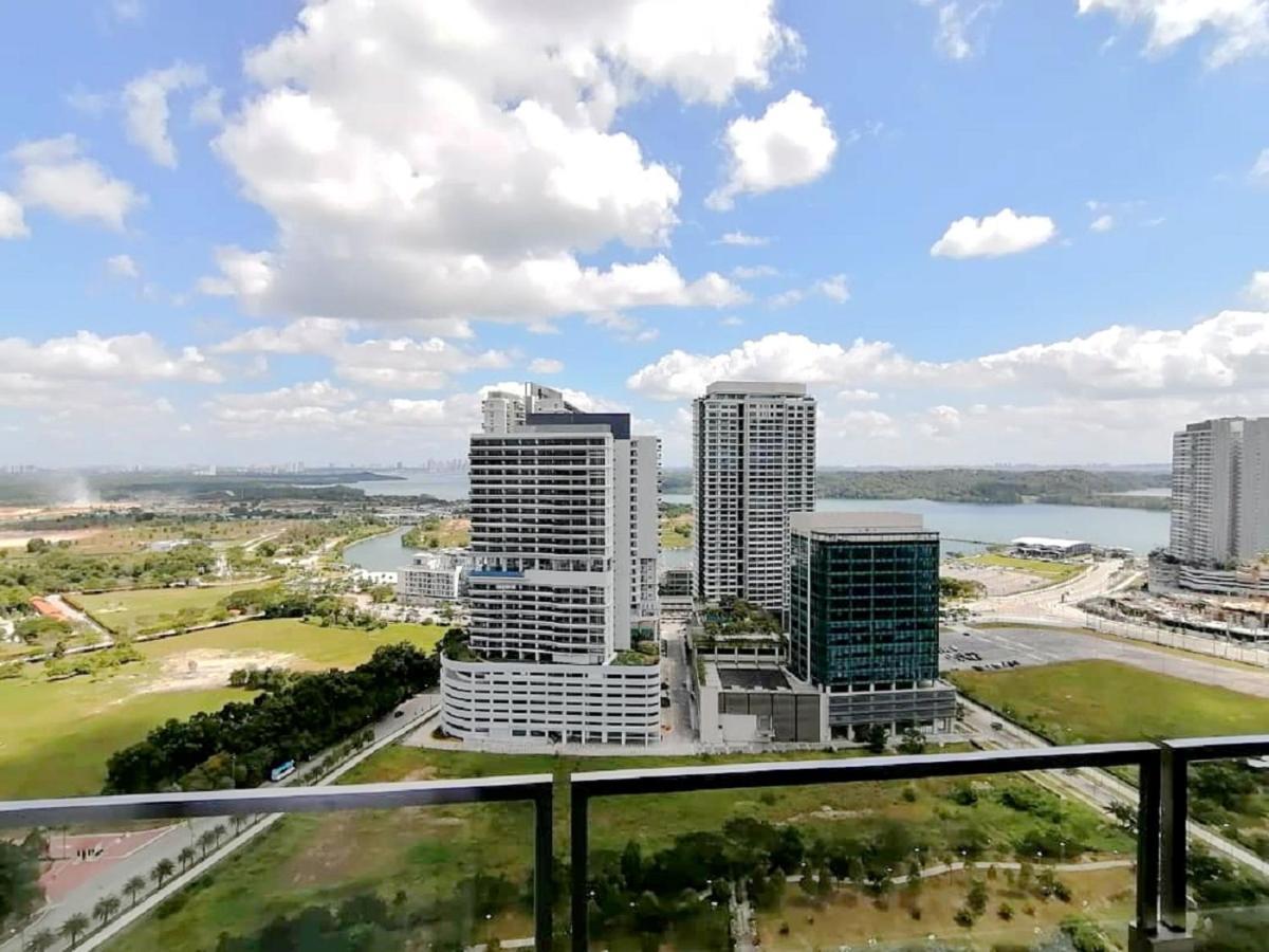 Almas Suites Puteri Harbour Nusajaya  Exteriér fotografie