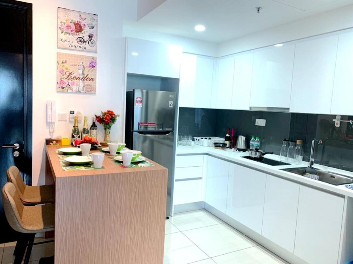 Almas Suites Puteri Harbour Nusajaya  Exteriér fotografie