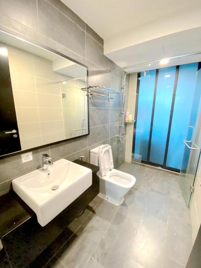 Almas Suites Puteri Harbour Nusajaya  Exteriér fotografie